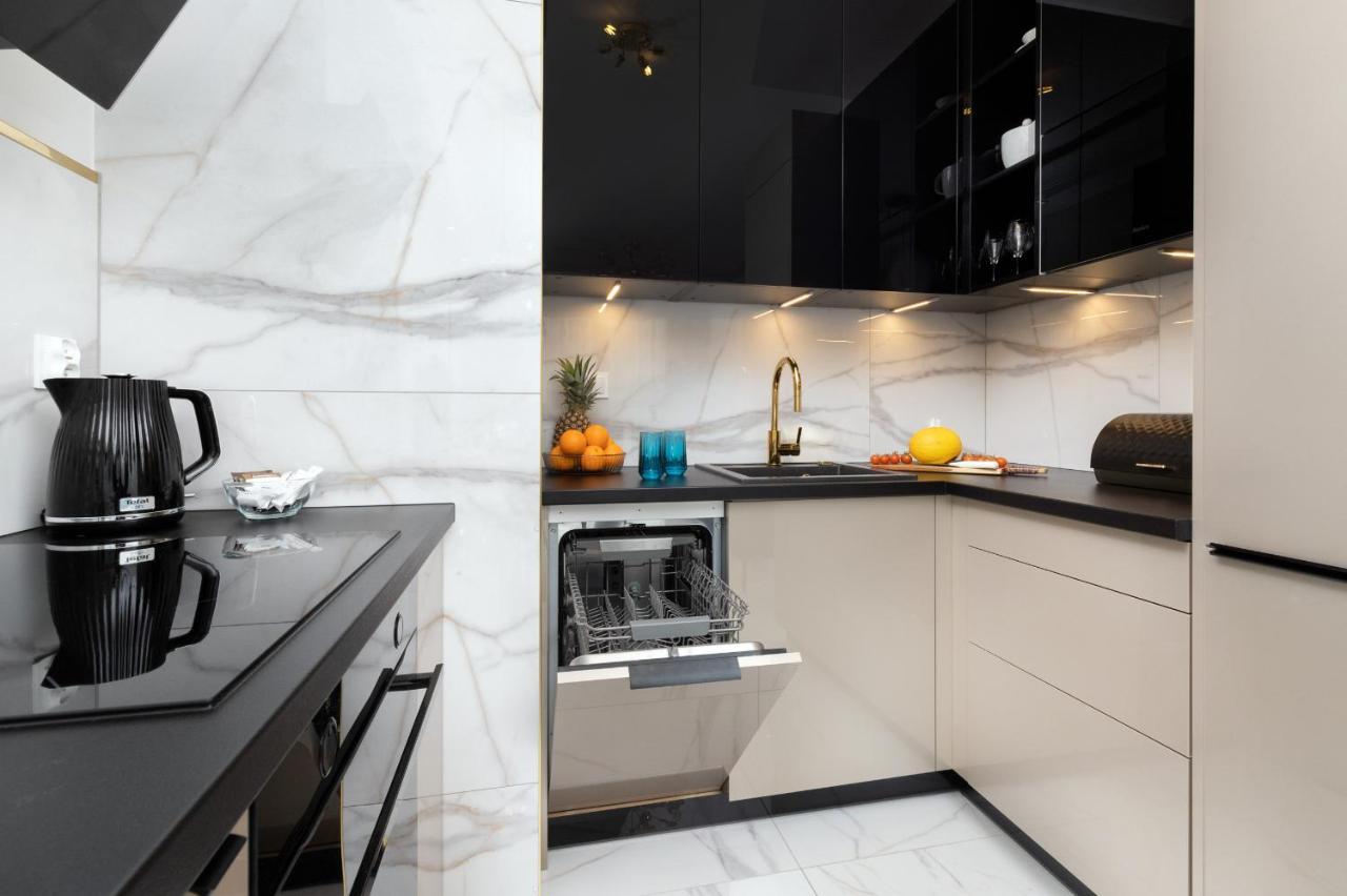 Plac Unii Apartment Gdynia Srodmiescie By Renters Prestige Екстериор снимка
